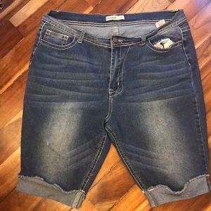 EUC DENIM BERMUDA SHORTS